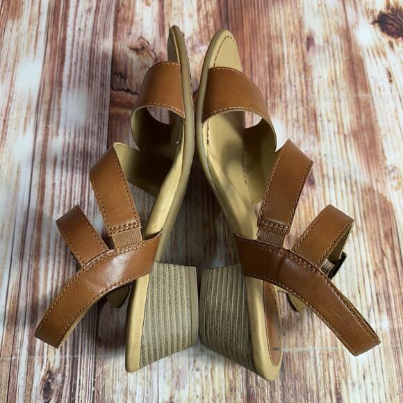 BOC Block Low Heel Sandal Womens Size 8 Brown Leather Ankle Strap Open Toe Shoes - Picture 6 of 10